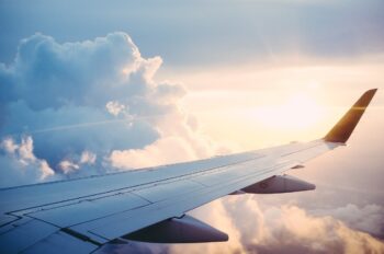 ¿Cómo probar el overbooking y cuáles son tus derechos como pasajero?